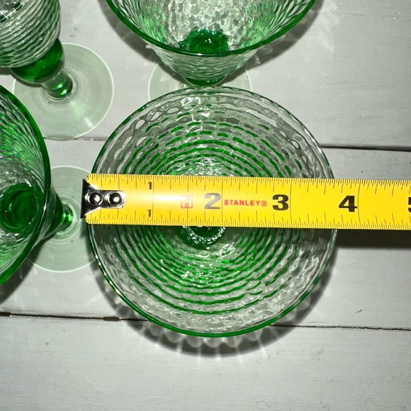 Artland Iris Seeded Style 10 Oz. Goblets (set Of 4) - Picture 6 of 7